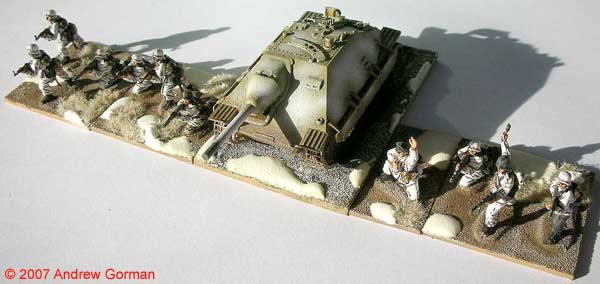 Infantry and (Fujimi) Jagdpanzer 38t Hetzer.